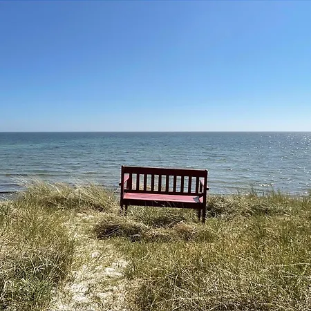 In Aakirkeby With Wifi Holiday home Vester Somarken