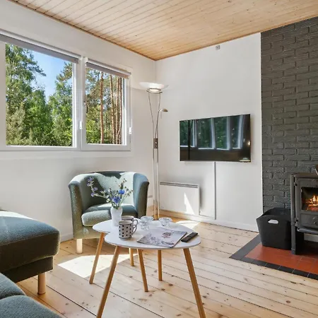 In Aakirkeby With Wifi Holiday home